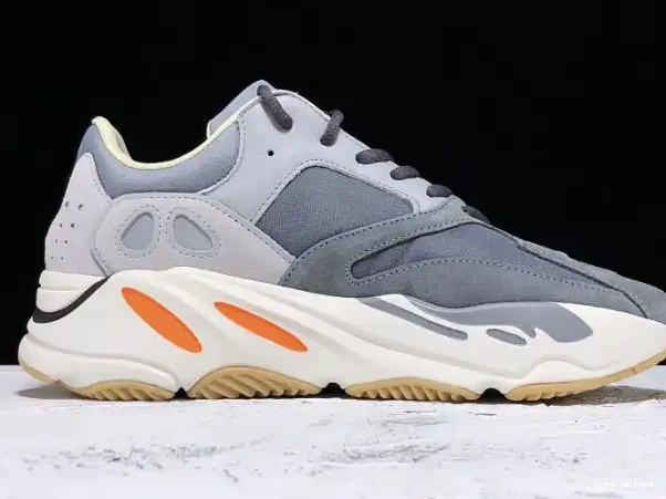 hype v2 'Magnet' Yeezy FV9922 700 Boost Adidas 0325
